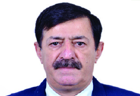 Col. Vijay Bakshi, HOD, Personality Enhancement Program & Associate Professor, IFIM Business School Col. Vijay Bakshi, HOD, Personality Enhancement Program & Associate Professor, IFIM Business School